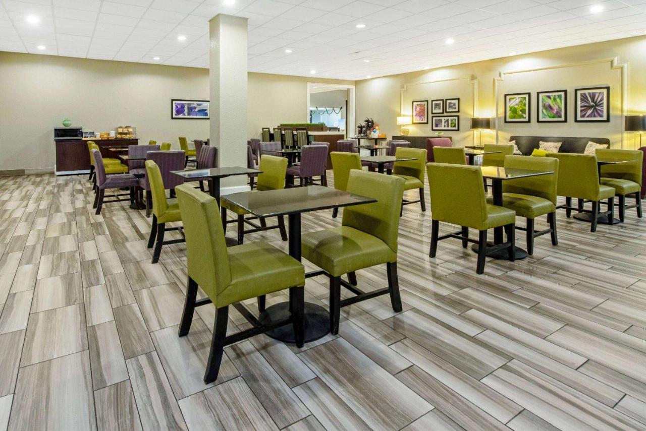 La Quinta By Wyndham New Orleans Airport Hotel Kenner Bagian luar foto
