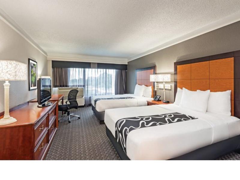 La Quinta By Wyndham New Orleans Airport Hotel Kenner Bagian luar foto